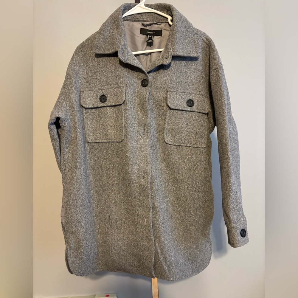 Forever 21 Women’s Gray‎ Shacket Size S